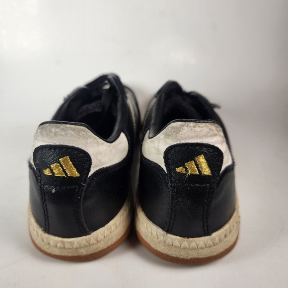 SAMBA Adidas Youth Sneaker Size 2.5 Black Classic Leather Trainer Shoe Athletic - Picture 4 of 13